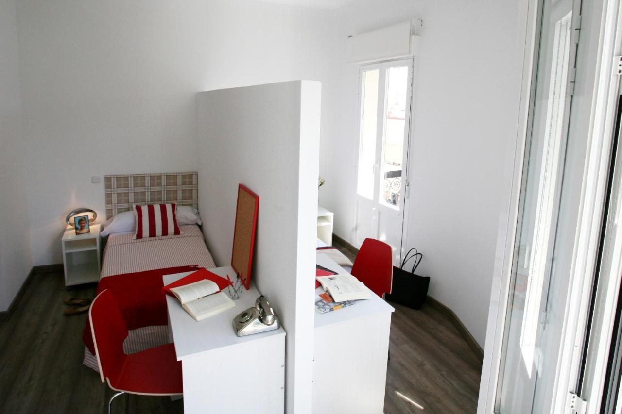 Estuhome Madrid Bagian luar foto