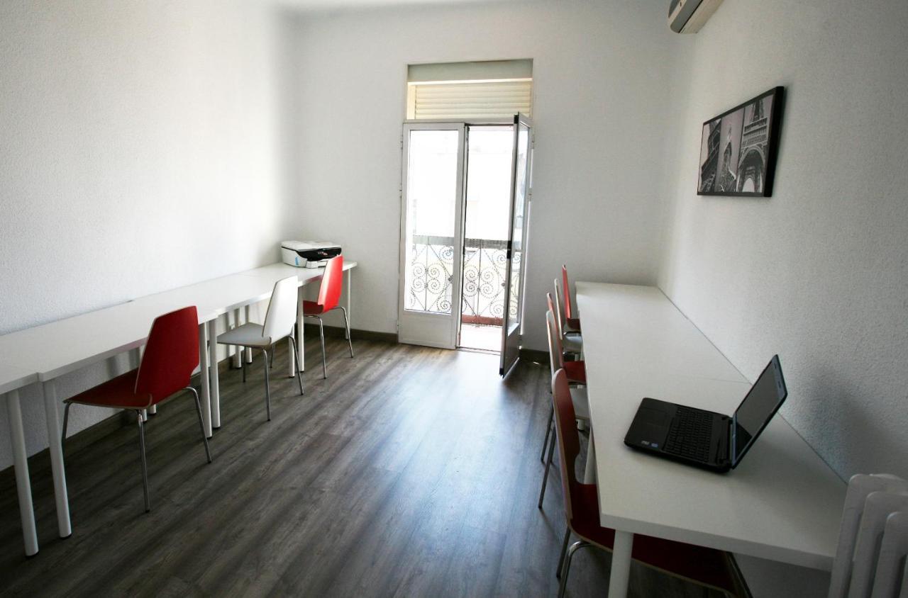 Estuhome Madrid Bagian luar foto